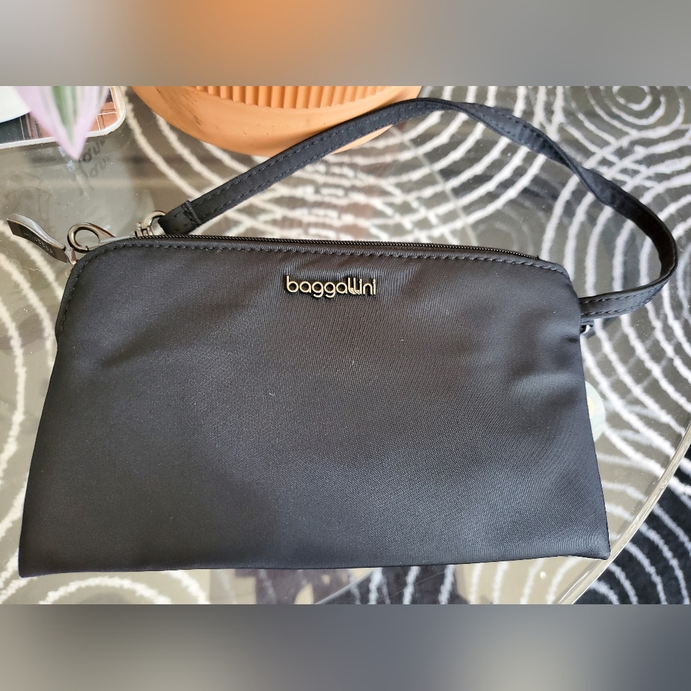 Baggallini Black Crossbody Bag